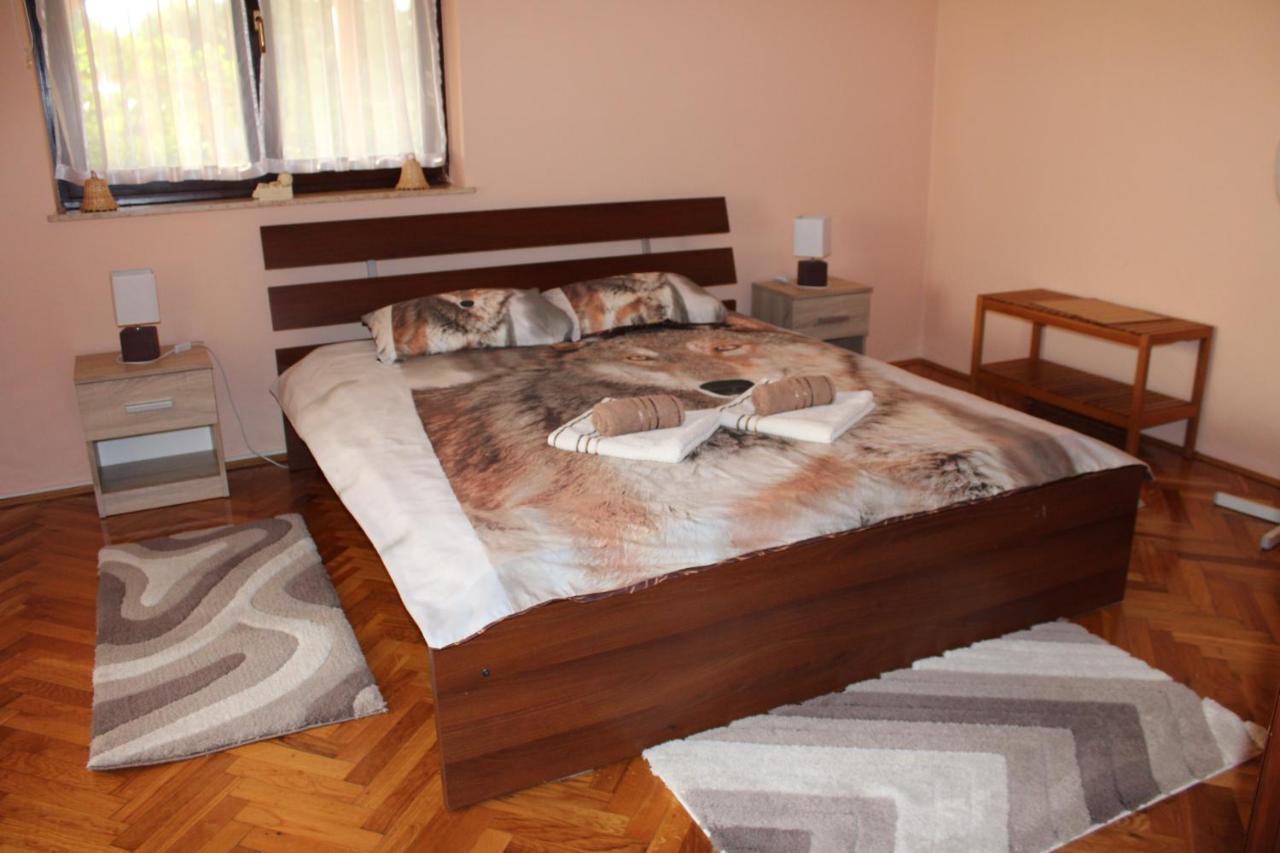 Studio Apartment Ivona & Tin Slunj Bagian luar foto