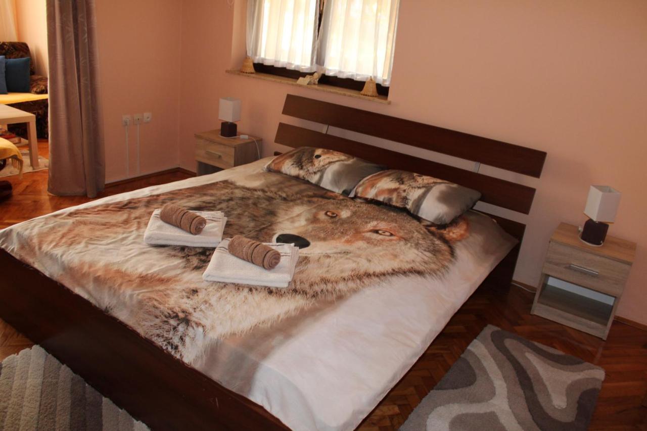 Studio Apartment Ivona & Tin Slunj Bagian luar foto