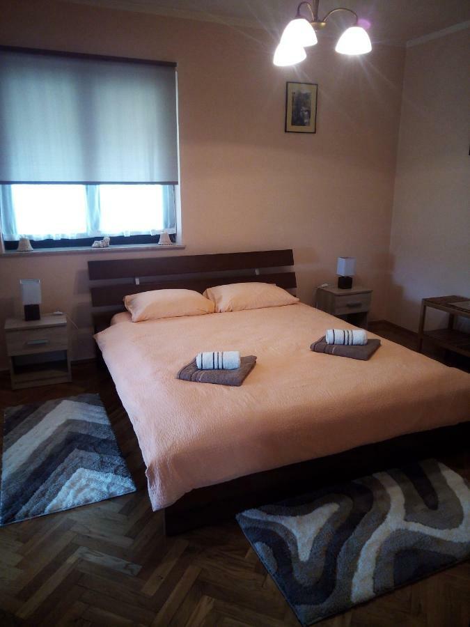 Studio Apartment Ivona & Tin Slunj Bagian luar foto