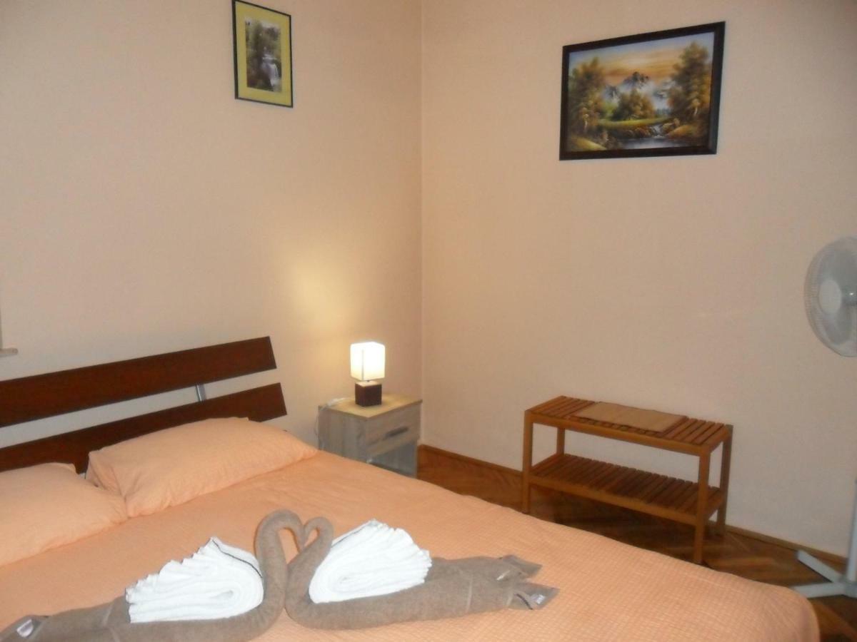 Studio Apartment Ivona & Tin Slunj Bagian luar foto