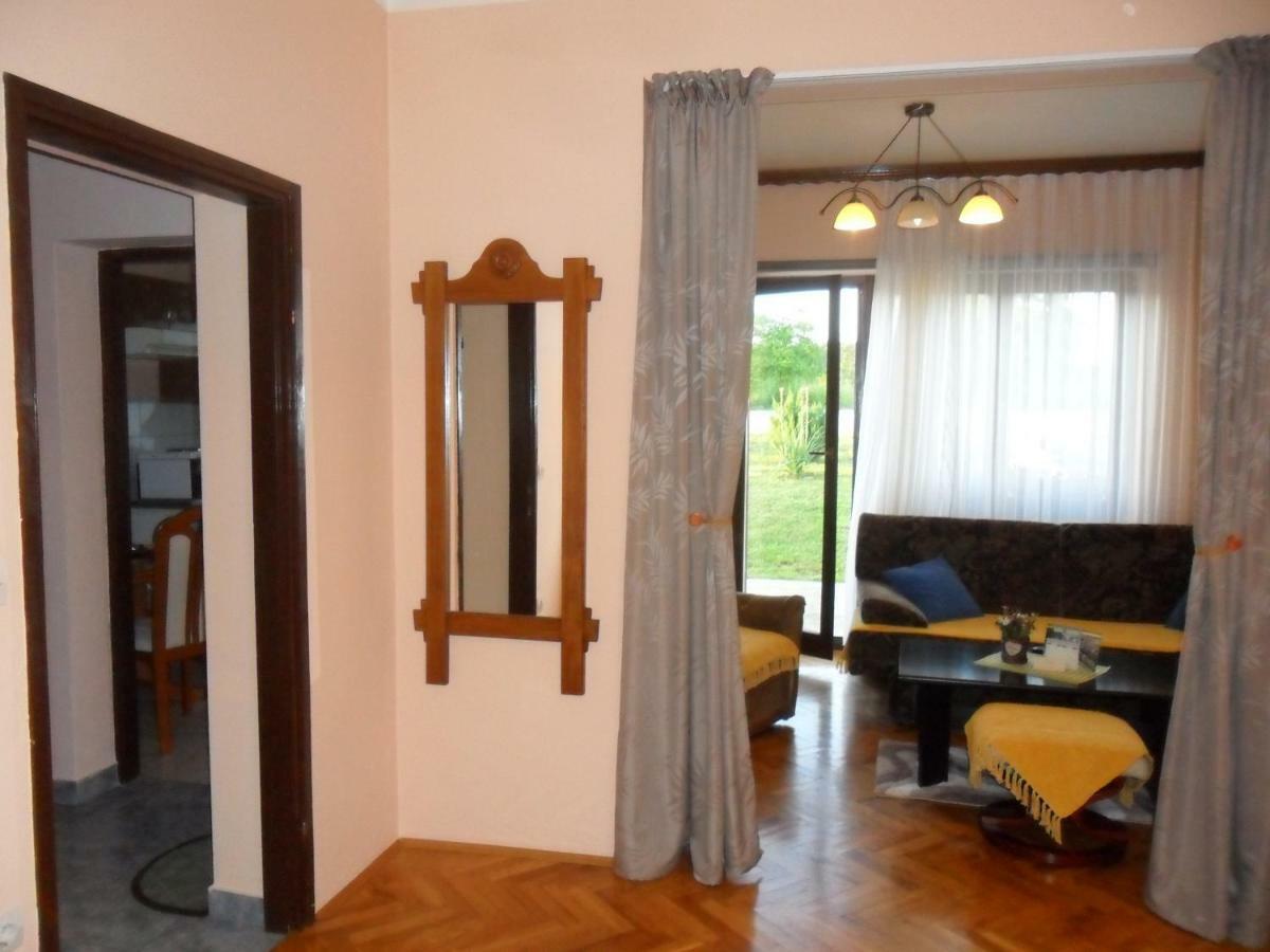Studio Apartment Ivona & Tin Slunj Bagian luar foto